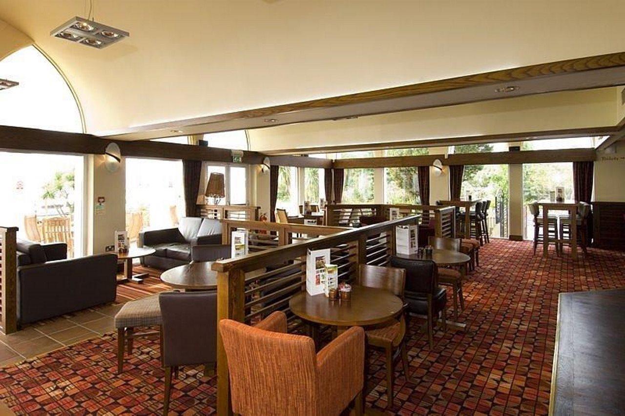 Premier Inn Premier Inn Torquay Seafront Exterior photo